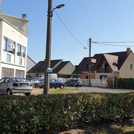 Les Lilas Ozoir-la-Ferrière Exteriör bild